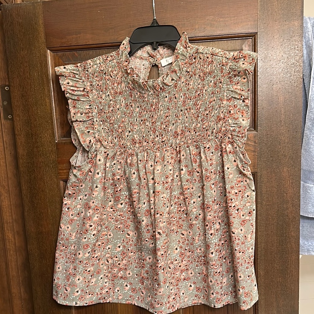 Floral Ruffle Blouse